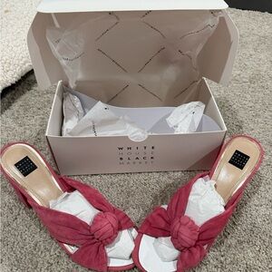 White House Black Market Fuchsia Heels